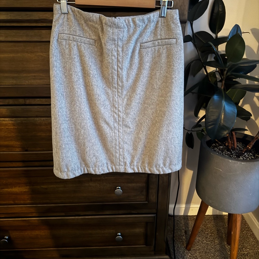 Ann Taylor Soft Gray Pencil Skirt
